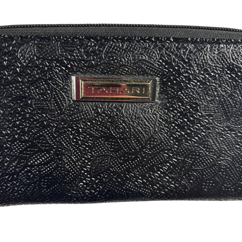 Tahari Black Floral Embossed Leather Double Zipper‎ Wallet 8x4”